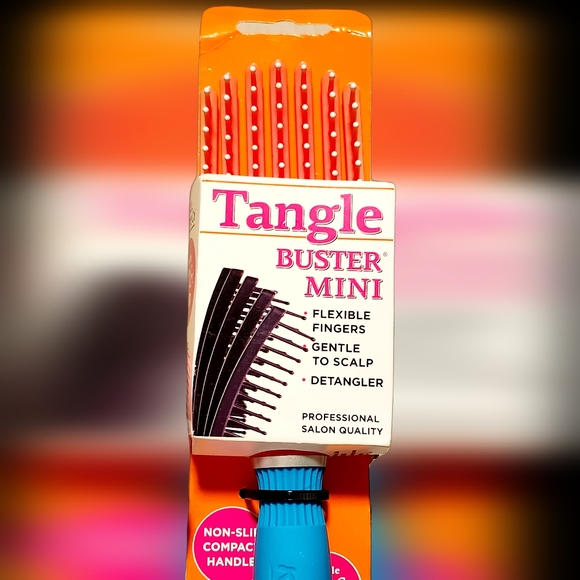 NWT KARECO TANGLE BUSTER MINI DETANGLING HAIR BRUSH! - Picture 9 of 9